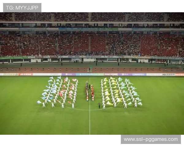 湖南政法系统护航湘超联赛，赛场成普法宣传新阵地